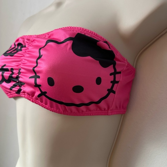 Hello Kitty Fuchsia Bandeau - Picture 3 of 8